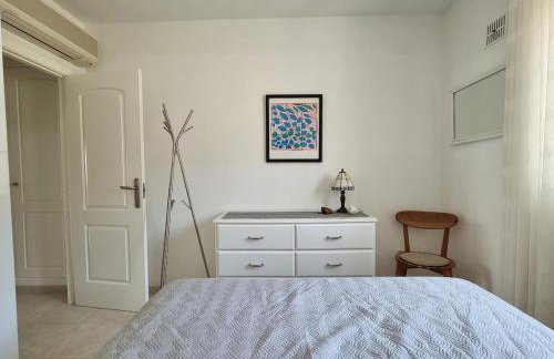 Bello apartamento con piscina y parking gratuito a un paso del centro - Foto 18