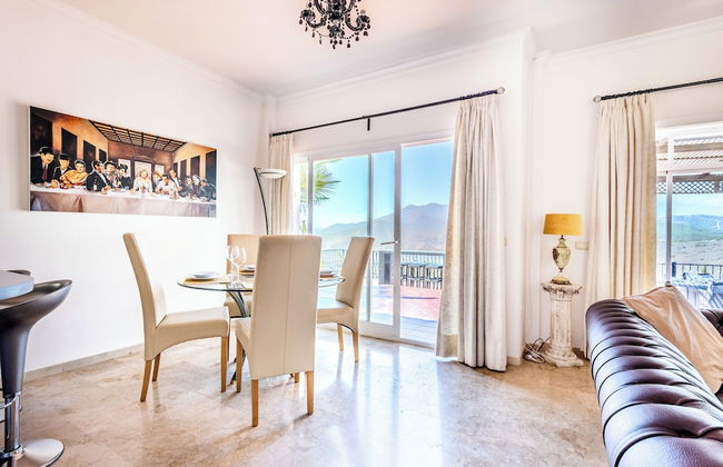 Stunning Golf Villa With Pool and Stunning Views - Foto 17