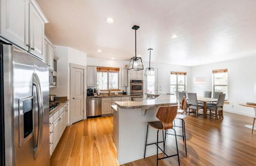 Bear Hollow Village by All Seasons Resort Lodging - Foto 76