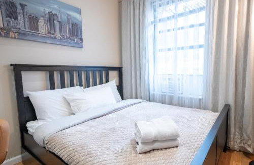 Comfy 2 bedroom apartment on Central Park West - Photo 8