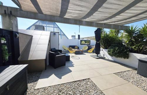 Superbe appartement avec solarium et piscine communautaire - Photo 34