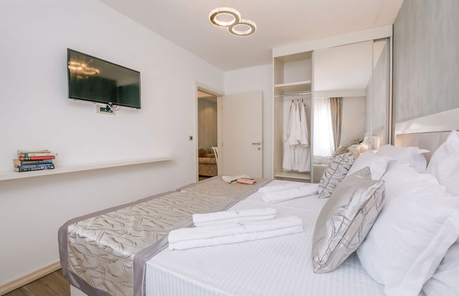 Splendido MB Apartments - Photo 9