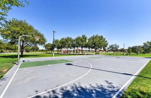 Spacious Home with Heated Pool in Litchfield Park! - Foto 25