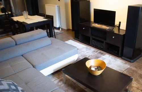 Ariadnis Spacious 3Bd home, 10 mins to Airport, Port, Beach - Foto 49