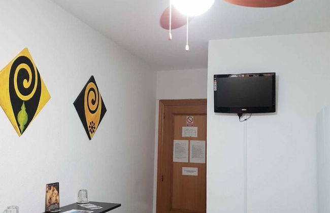 Iberia Lodging House - Photo 4