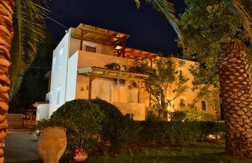 Flisvos Rooms - Photo 18