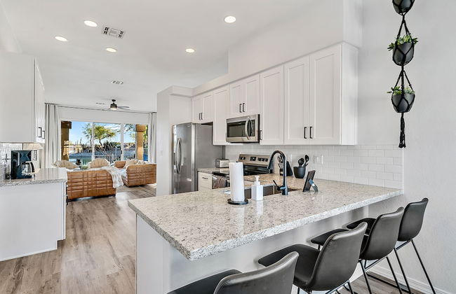 Lakefront Oasis - Foto 28