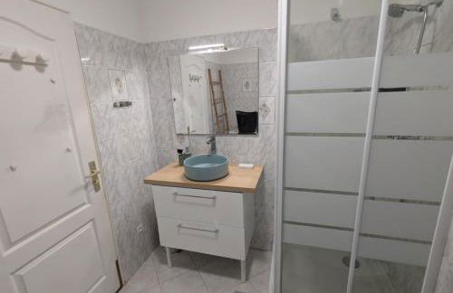 Charmant studio en plein cœur de Fréjus 2-4 personnes - Foto 4