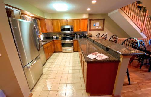 V3 Gorgeous SKI-IN Mountain View Townhouse with great views in Bretton Woods Fast wifi - Foto 32
