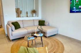 Refait à neuf Standing bord de plage et piscine Proche de St Trop - Foto 8