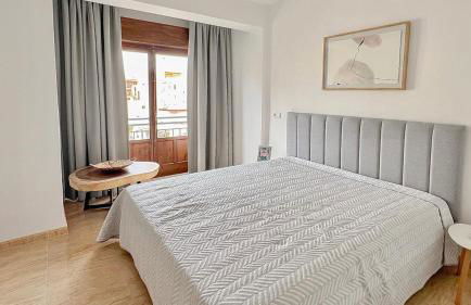 Sol Apartments - Photo 4