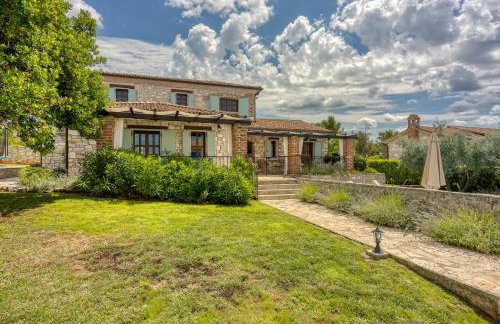 Villa Aryana With Pool - Happy Rentals - Foto 4