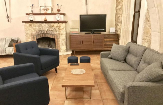 Komi Lofou House in Lofou - Foto 1