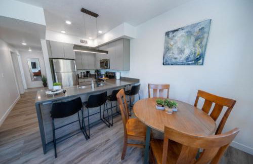 Sugarhouse! Mountain View 3BR, 2BA Gym, Parking - Foto 13