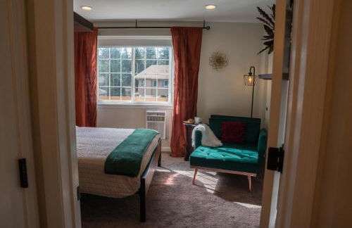 Luxe Bavarian Retreat - in Town with Hot Tub - Foto 19