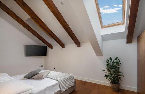 Luxury Villa Silence with Heated Pool - Photo 17