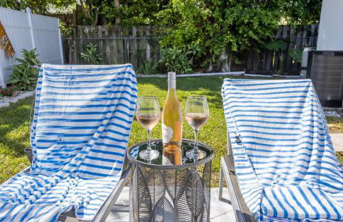 3BR 2BA Heated Pool Home Pool Table Great Location - Foto 29