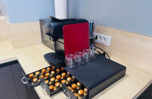 LE CARRAS - Proche de aéroport , Plage à pied - Promenade des anglais - Foto 8