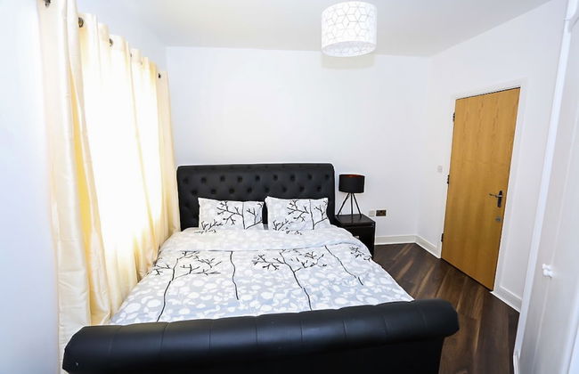 Modern 2 Bedroom Apartment - Foto 13