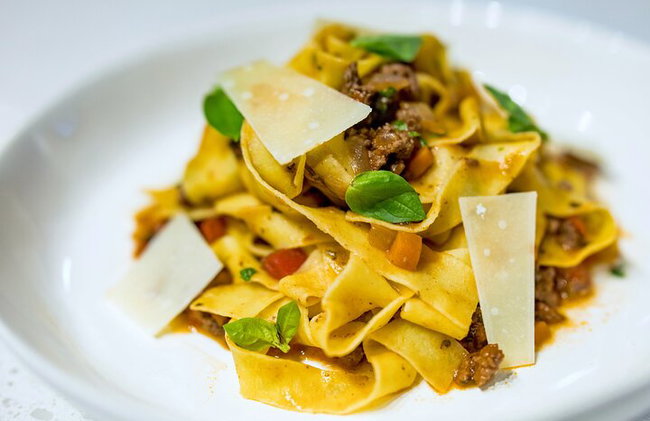 Cocinar Pasta Fresca + Cata de Vinos (Incluye 4 - Comida del Curso) - Foto 2