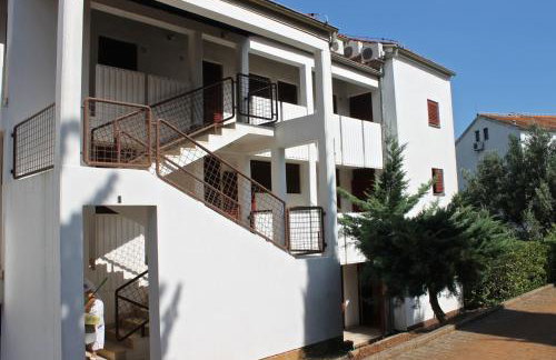 Apartments Unija Duga Uvala - Photo 21