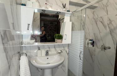 Art House Pagoi 3min from St George Beach - Photo 7