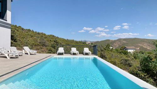 Chalet a estrenar, espectaculares vistas a la montaña - Foto 5