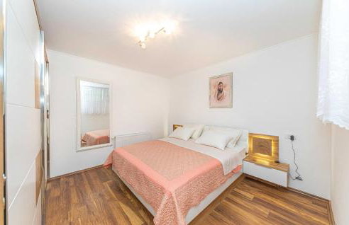 Awesome Home In Ricice With Sauna - Foto 6