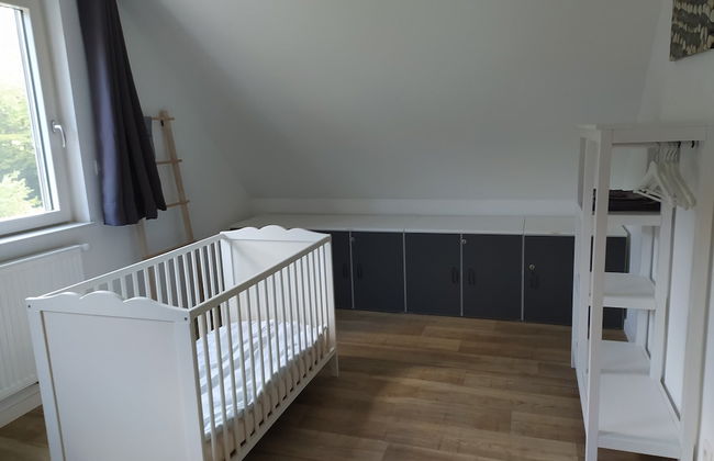 New House on the Edge of a Large Forest, Large Garden,very Quiet, Beautiful Area - Foto 6