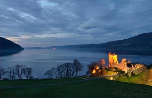 The Bridge Suite - Photo 32