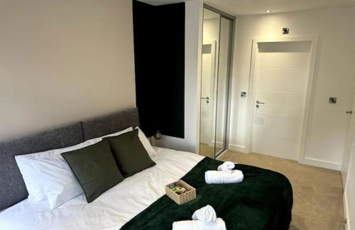Luxury Oaks Suite, Free private parking, 2 Bed 2 Bathroom Apartment, Central Solihull - Foto 16