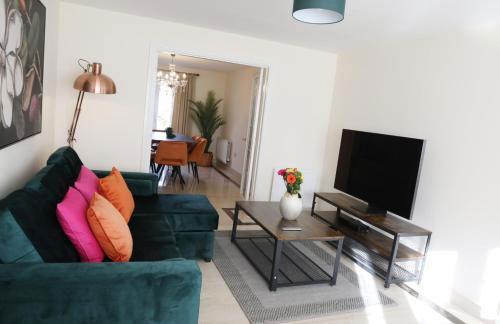 Spacious home with office and double driveway & FREE Wifi By ULTIMATE HOMES AWAY - Foto 34