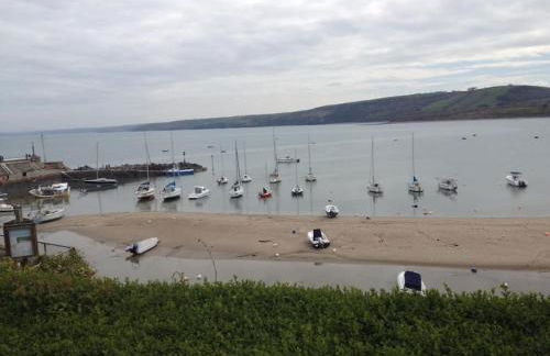 Quirky Cottage with Private Garden Nr New Quay Cardigan Bay - Photo 25