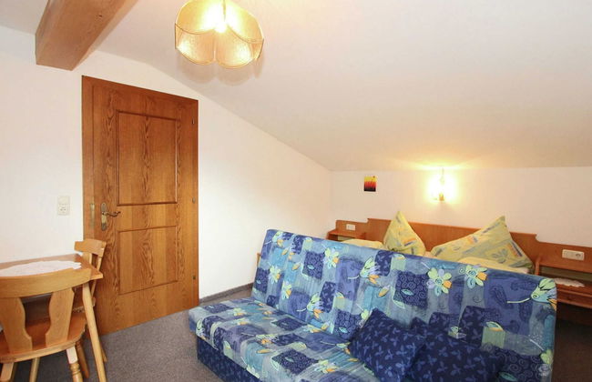 Quaint Apartment in Finkenberg near Ski Lift - Foto 2