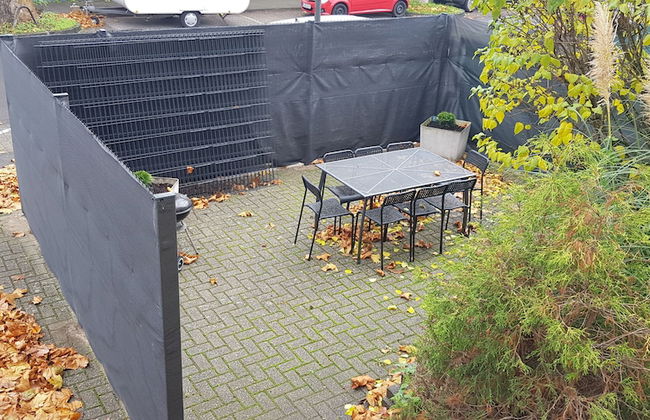 Spacious House - Photo 41