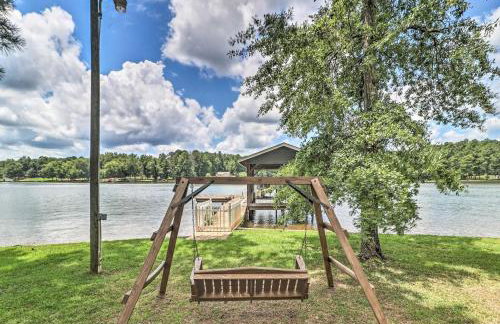 Waterfront Lake Sinclair Home with Boat Dock! - Foto 3