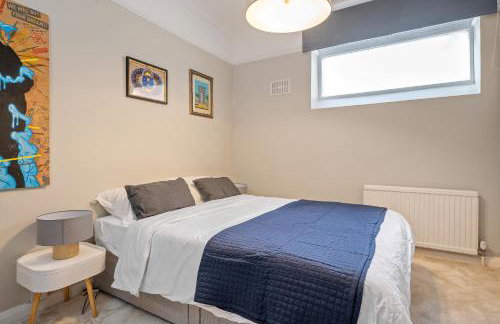 Central London 3-bed Apt, Sleeps 6, 3 Mins to Tube - Foto 6