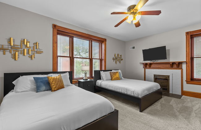 The Game Room Getaway | JZ Vacation Rentals - Photo 9