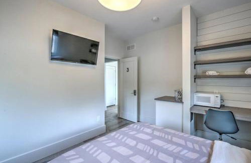 Amazing Spacious Home in AA Steps to Big House - Foto 8