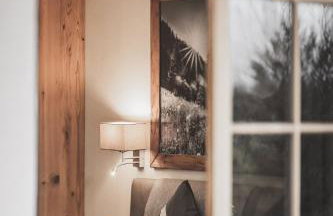 BERGSUCHT-Ruhpolding, Traumlage am sonnigen Südhang, kostenlose Parkplätze, schnelles WLAN, ruhige Sackgasse, NETFLIX inklusive - Foto 11