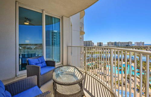 Modern Resort Condo with Balcony - Walk to Beach! - Foto 23