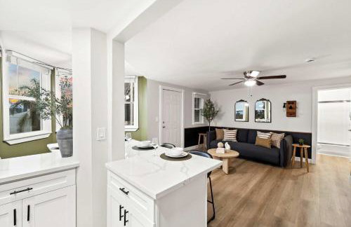 Updated Historic Suite with Queen Bed and Kitchen - Foto 36