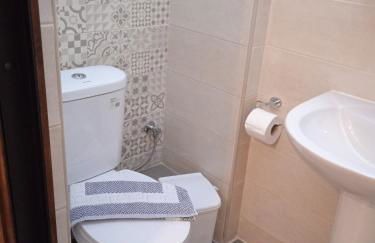 Marina's Apartments - White & Stone Apartment - Photo 10