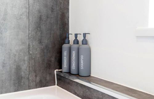 Contractor-Friendly 4-Bed 2-Bath Apartment, fast WiFi, central Redcar - Foto 18