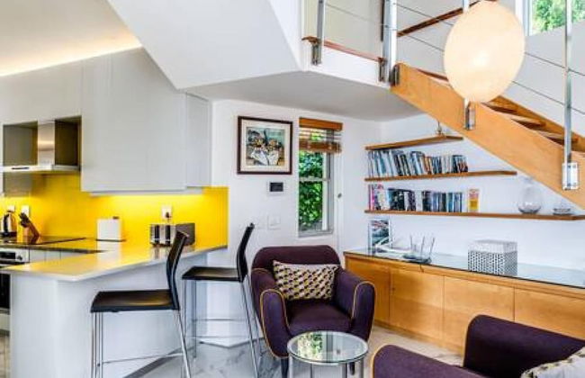 Immaculate Camps Bay Villa w Jacuzzi Views Pool Villa Grenache - Photo 49