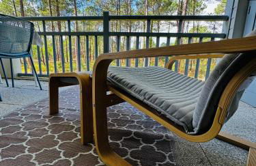 La Forêt des Pins - Free Check-In - Wifi - Parking Privé - Netflix - Draps & Serviettes inclus - Foto 7