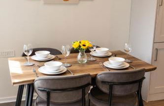 Modern 4BR House - Sleeps 10 - Central Birmingham - FREE Parking - Foto 54