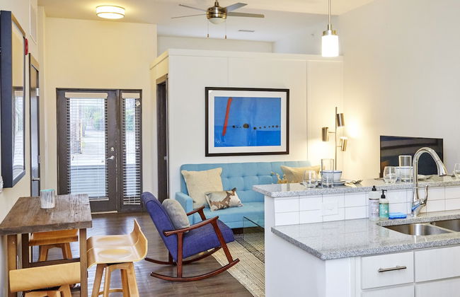 Luxury Building 3BR/2BA! Prime Downtown Mass Ave! - Foto 1