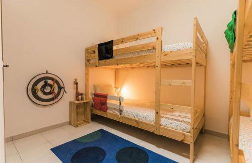 StaySalty - Resort Style Family Beach House with Pool - Photo 34