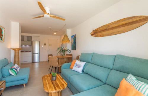 Apartamento con terraza, piscina y parking - Foto 32